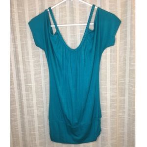 Love Culture off the shoulder top blue size M